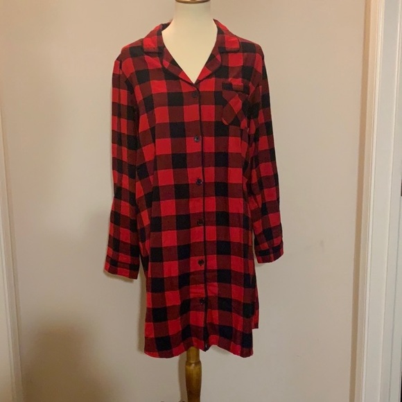Flannel sleep shirt. - Picture 1 of 3